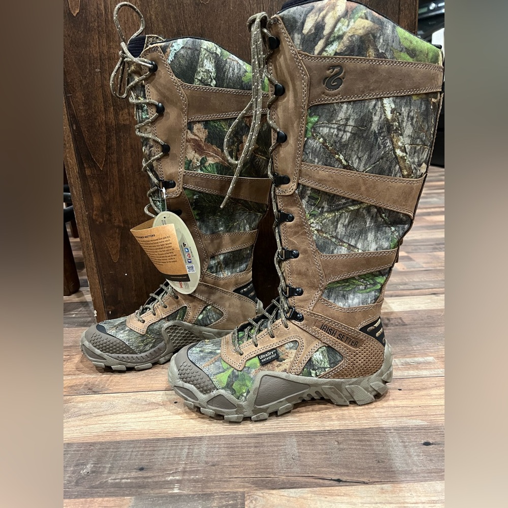 Waterproof Irish Setter Snake Boots, size 6.5 fit more like SIZE 6